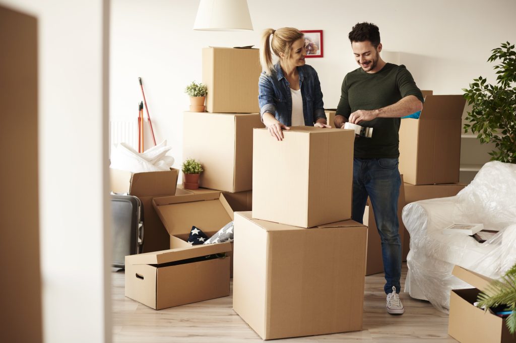 Moving services image