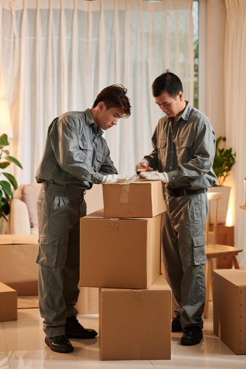 Free binding moving quote from professional movers in Longmont CO for local and long-distance relocations